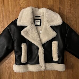 Abercrombie leather jacket faux fur